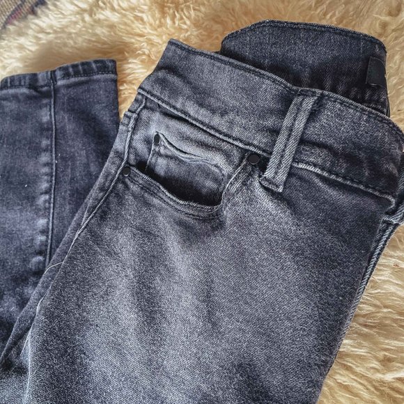 2/$45 - Ann Taylor Petite Black Skinny Jeans - Picture 2 of 8